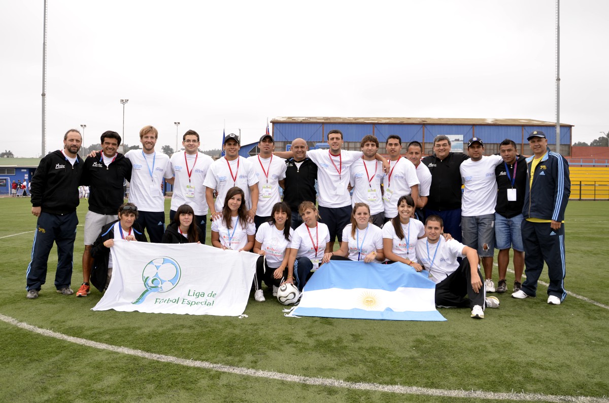 Voluntarios de la 2° Copa América Liga de Fútbol Especial